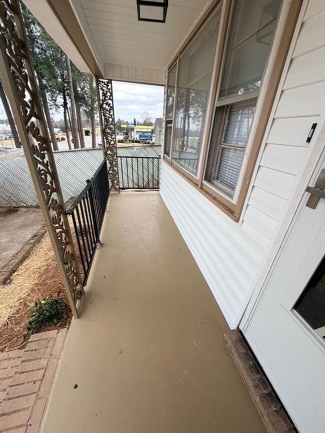 1318 Lincoln Ave in Greenwood, SC - Building Photo - Building Photo