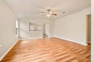 219 Frio River Trail in Hutto, TX - Building Photo - Building Photo