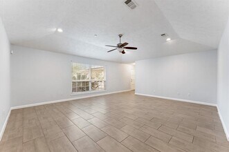 7346 Odinglen Dr in Houston, TX - Building Photo - Building Photo