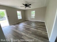 709 Industrial Ave photo'