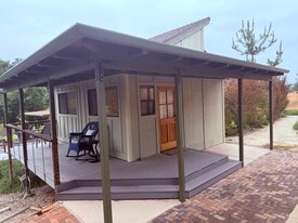 1366 Old Oak Park Rd in Arroyo Grande, CA - Building Photo