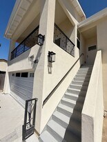 11485 Westonhill Dr in San Diego, CA - Building Photo
