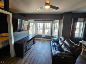 230 E 9th St in Indianapolis, IN - Building Photo - Building Photo