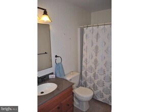 1413 Morris Ct in North Wales, PA - Building Photo - Building Photo