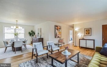 645 Glendale Rd in Havertown, PA - Building Photo - Building Photo