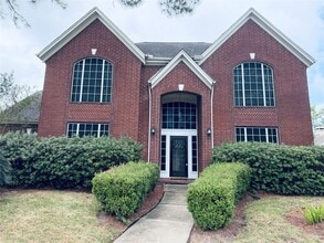 16523 Town Lake Ct in Houston, TX - Building Photo - Building Photo