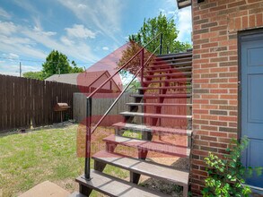 704 NW 92nd St in Oklahoma City, OK - Building Photo - Building Photo