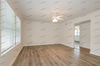 11154 Landseer Dr in St. Louis, MO - Building Photo - Building Photo