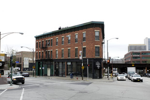 401-409 N Milwaukee Ave Apartments