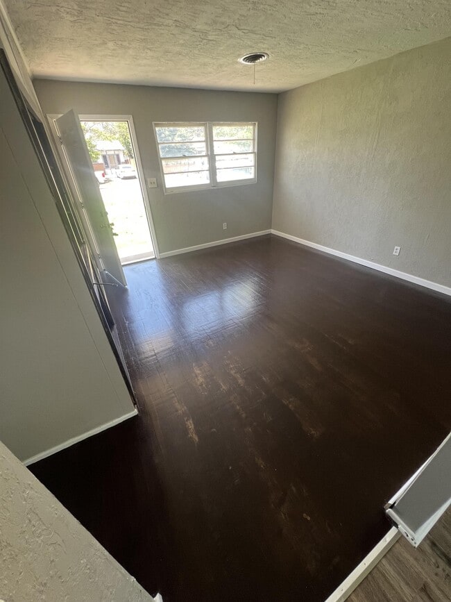 3107 S Woodland St in Amarillo, TX - Building Photo - Building Photo