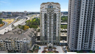 795 Hammond Dr, Unit 503 in Atlanta, GA - Building Photo - Building Photo