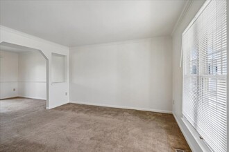 9313 Taverney Terrace in Gaithersburg, MD - Building Photo - Building Photo