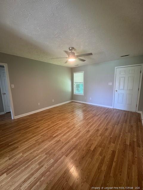 6859 Bailey Lake Rd in Fayetteville, NC - Foto de edificio - Building Photo