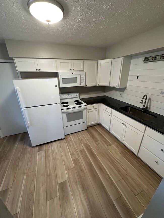 property at 1051 Camelia St NW