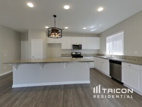 354 Alder Ave in San Jacinto, CA - Building Photo - Building Photo