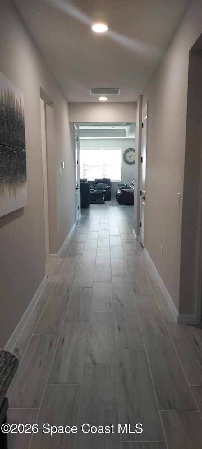 5090 Daybreak Dr in West Melbourne, FL - Building Photo - Building Photo