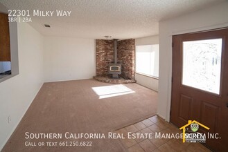 22301 Milky Way in Tehachapi, CA - Building Photo - Building Photo