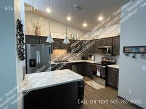 6143 S Alki Pl in Sioux Falls, SD - Building Photo - Building Photo