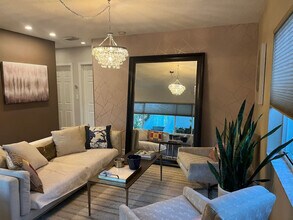 1423 Holly Heights Dr in Fort Lauderdale, FL - Building Photo - Building Photo