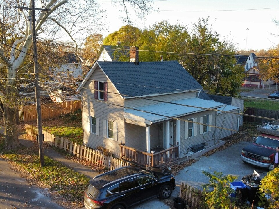 3026 Erin Ave in Cleveland, OH - Building Photo