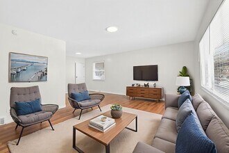 5201 Bagley Rd in Columbus, OH - Building Photo - Building Photo