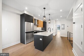 315 W Berks St in Philadelphia, PA - Building Photo - Building Photo