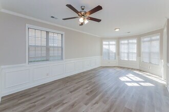 184 Greenview Dr in Newnan, GA - Building Photo - Building Photo