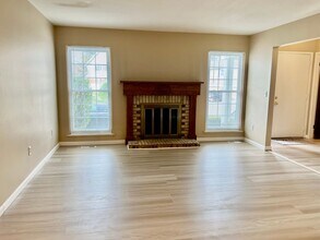 42127 Gladwin St in Northville, MI - Building Photo - Building Photo