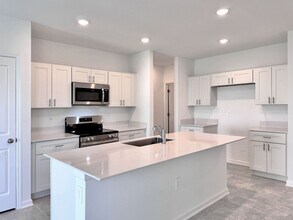 1584 Marksman Rd in Eagle Lake, FL - Building Photo - Building Photo