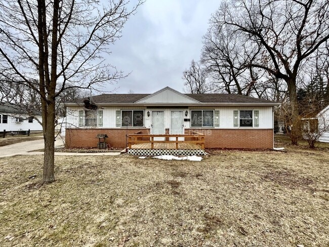 property at 1054 Royal Oak St SW