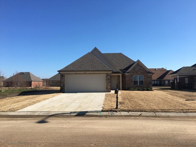 1199 River Wood Cir W in Robinsonville, MS - Foto de edificio - Building Photo