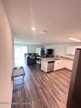 748 Lavender St SE in Palm Bay, FL - Building Photo - Building Photo