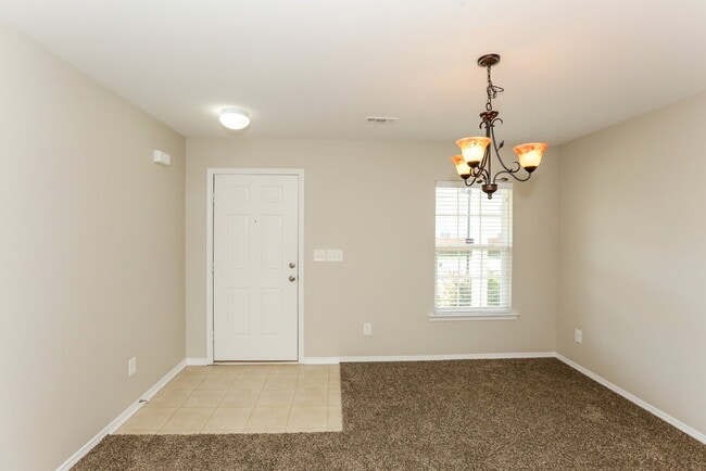 9924 Rocky Ford Club Rd in Charlotte, NC - Foto de edificio - Building Photo