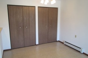 100 N 5th St Apartments