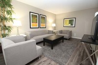 Building Photo - Sierra Fair Apartamentos in Sacramento, California