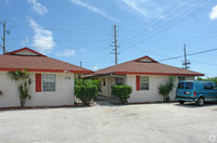 Ridge Court in Lake Worth, FL - Building Photo - Building Photo