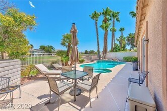 140 Ultra Dr in Henderson, NV - Building Photo - Building Photo