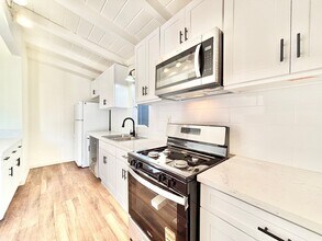 121 Highland Dr in Oxnard, CA - Building Photo - Building Photo