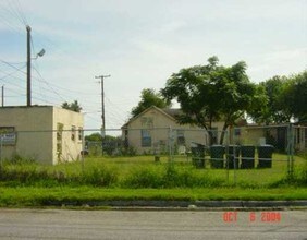 920 N Alameda St in Corpus Christi, TX - Building Photo - Other