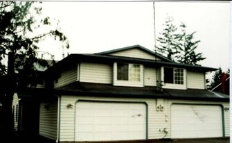 100 119th St SE in Everett, WA - Building Photo