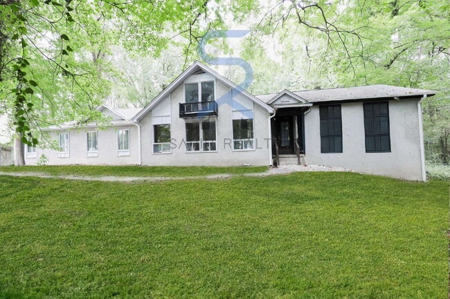 property at 3000 Collier Dr NW