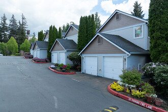 23908 Bothell Everett Hwy in Bothell, WA - Building Photo - Building Photo