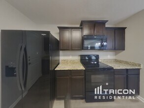 12339 Carlson Valley in San Antonio, TX - Building Photo - Building Photo