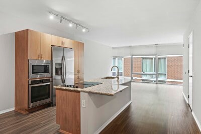 188 E Illinois St in Chicago, IL - Building Photo - Building Photo