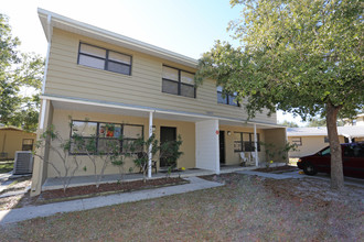 Rainbow Village/ Heritage Oaks in Largo, FL - Building Photo - Building Photo