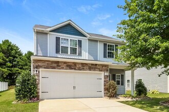 1108 Black Diamond Dr in Dallas, NC - Building Photo - Building Photo