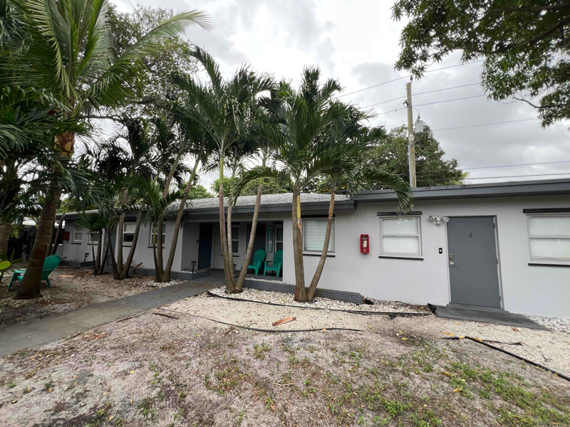 249 SW 14th St in Dania Beach, FL - Building Photo