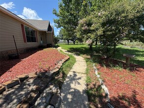 2139 Co Rd 4106, Unit 215-104C in Kaufman, TX - Building Photo - Building Photo