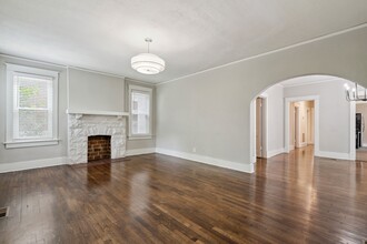 1701 Autumn Ave in Memphis, TN - Building Photo - Building Photo
