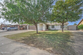 7113 W Sunnyside Dr in Peoria, AZ - Building Photo - Building Photo